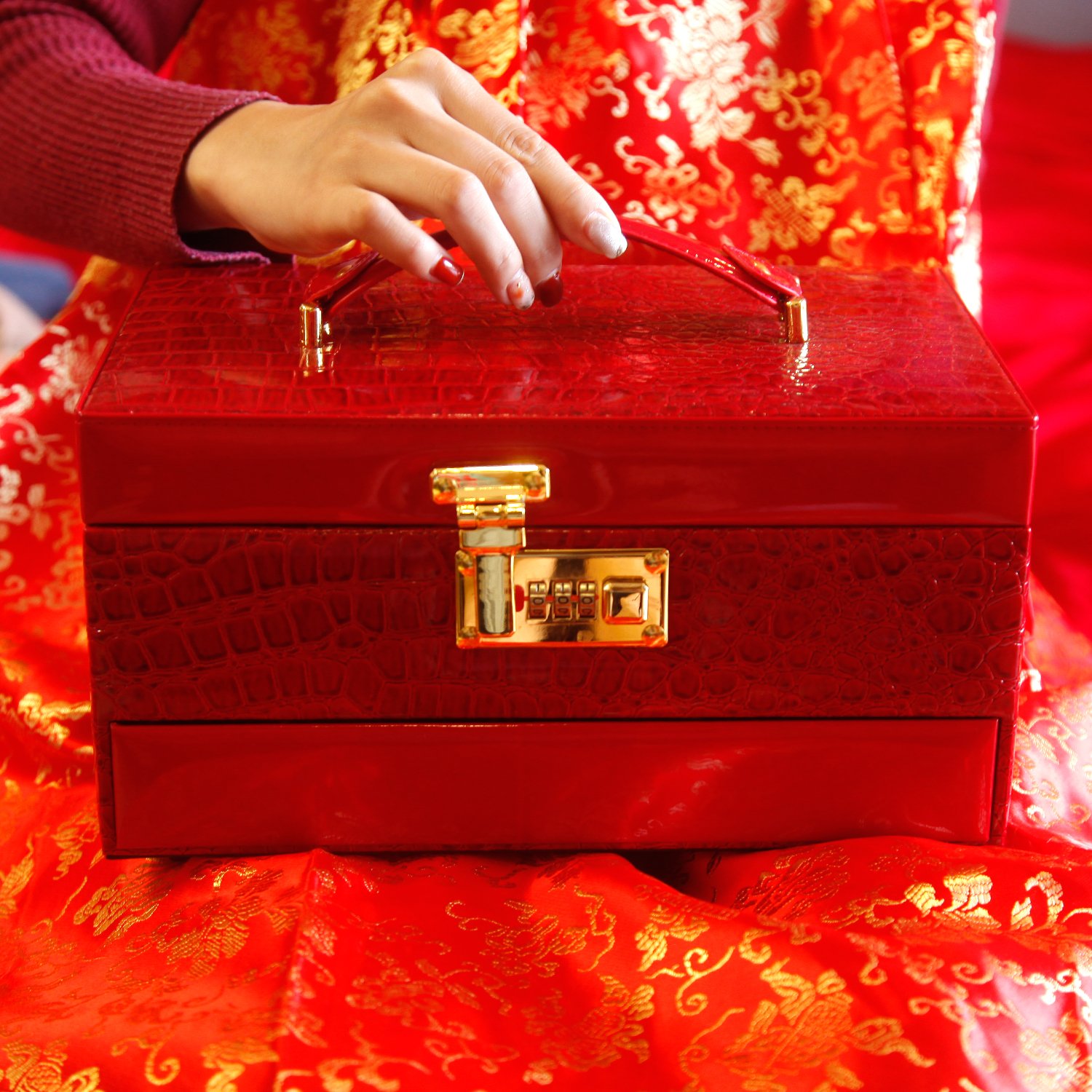 Lockable Jewelry Storage Box Organizer for Wedding - Image 2